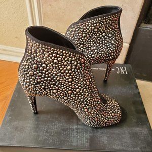 BRAND NEW silver gem inspired studed heels